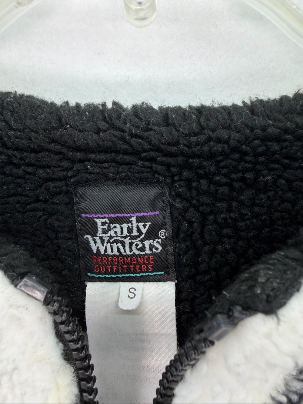 Cozy Winters Vintage Star Yoke Plush Zip Cardigan - Black & White - Picture 3 of 3